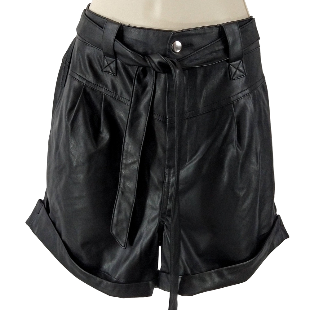 Cisono Black High Waist Faux Leather Shorts